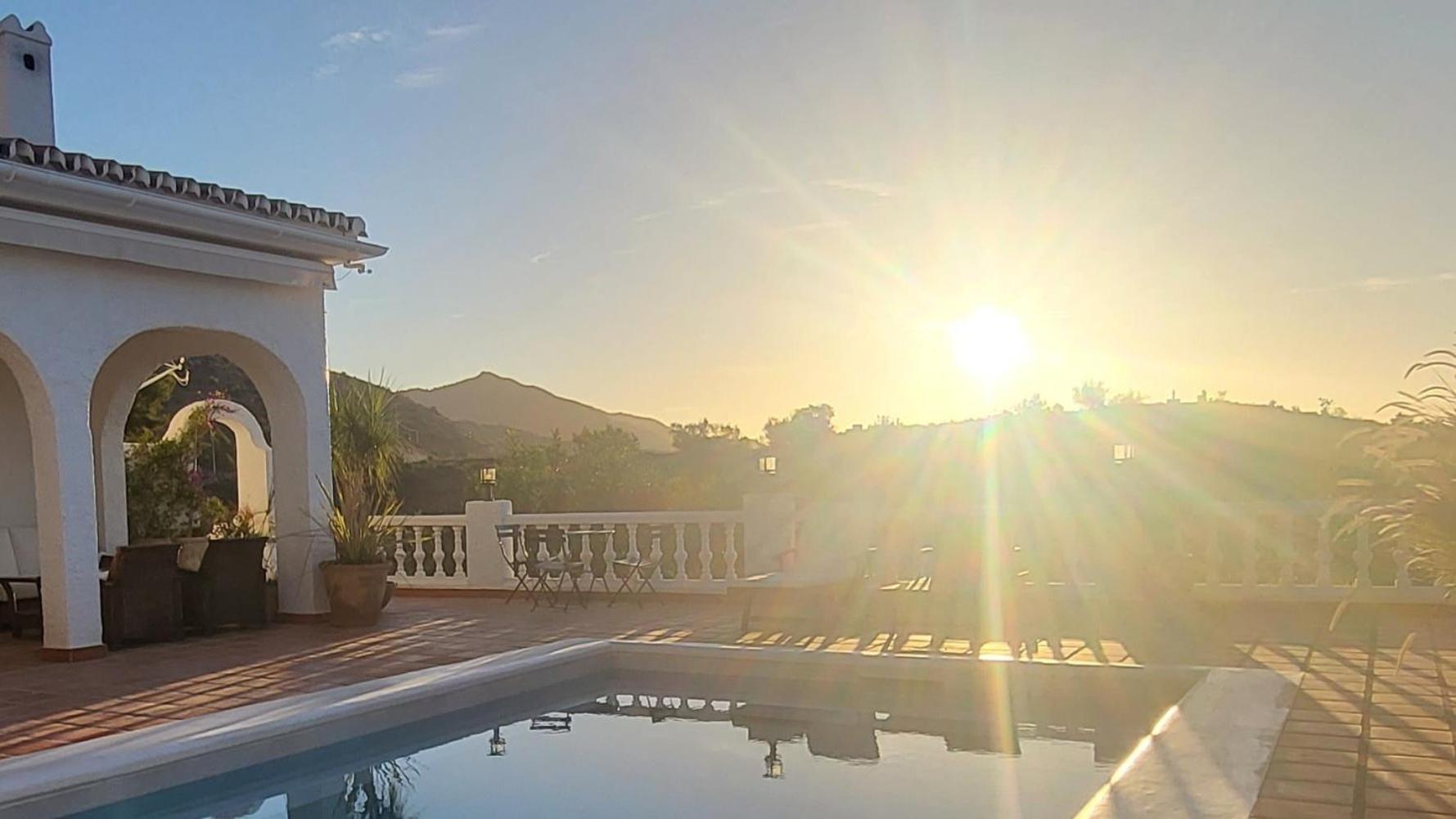 Romantic White Villa -Private Pool Nerja Bagian luar foto